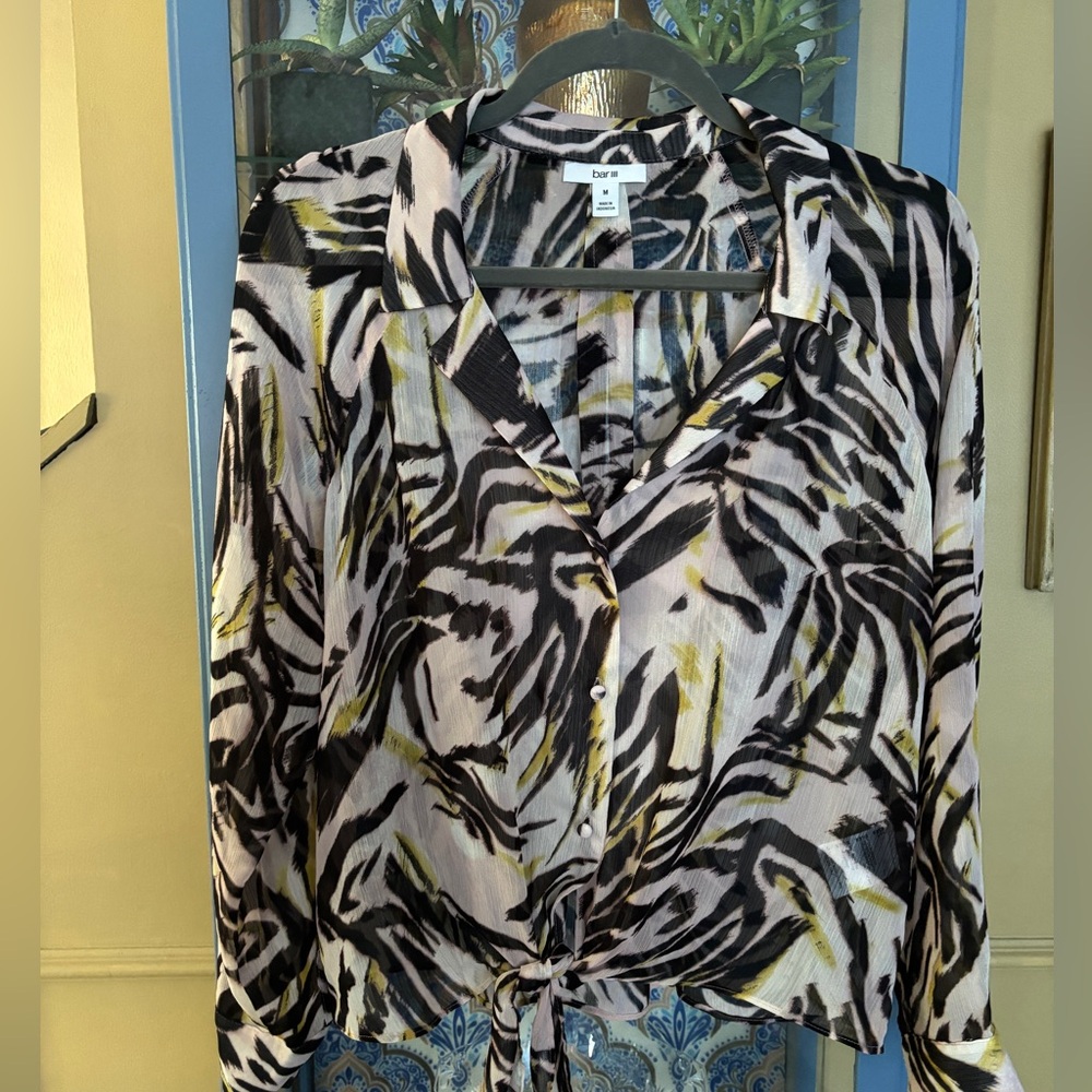 Bar III Animal Print Tie-Waist Blouse – Size M - Picture 3 of 7